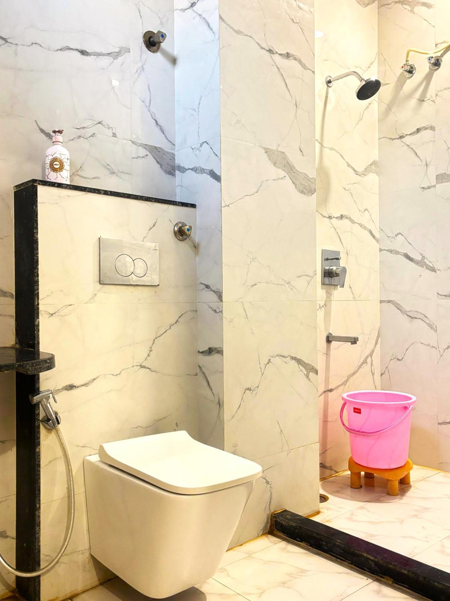 Hotel Hari Inn Jaipur Oda fotoğraf